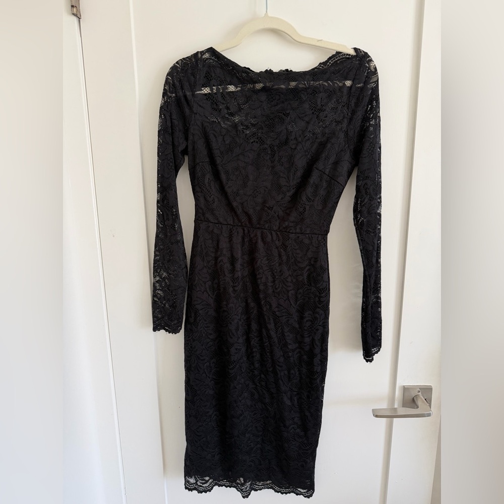 Lulu's Black Lace Midi Dress